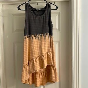 Ombré asymmetric sleeveless tunic top